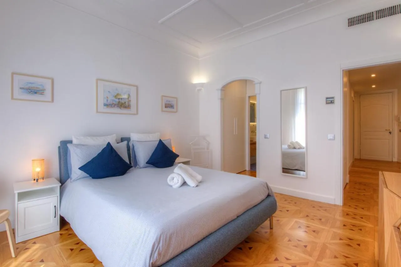 Apartmán Palais Miramar Cannes Francie